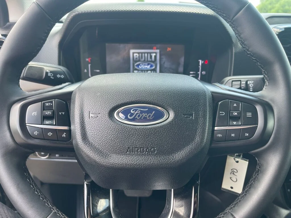 Used 2025 Shadow Black Ford XLT image 17
