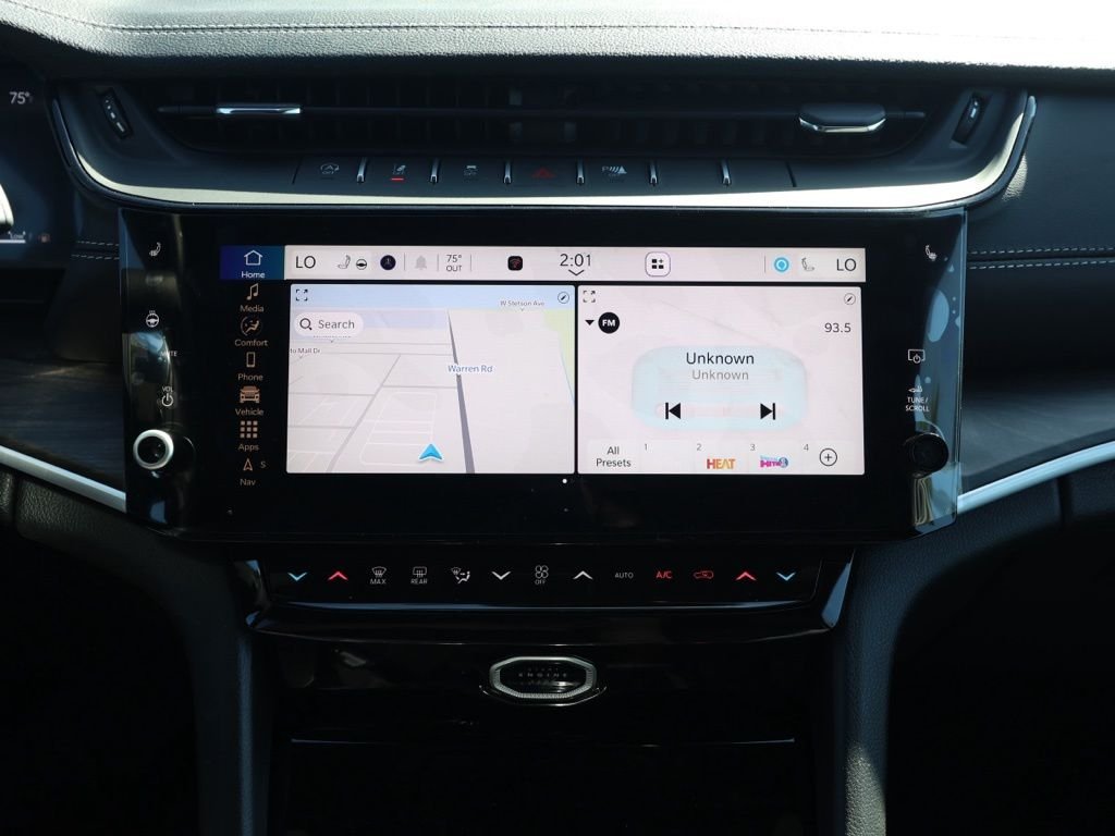 New 2026 Diamond Black Crystal Pearl-Coat Exterior Paint Jeep Limited image 28