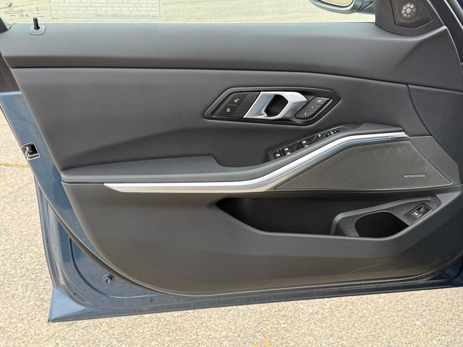 2026 BMW 3 Series 330i - Photo 18
