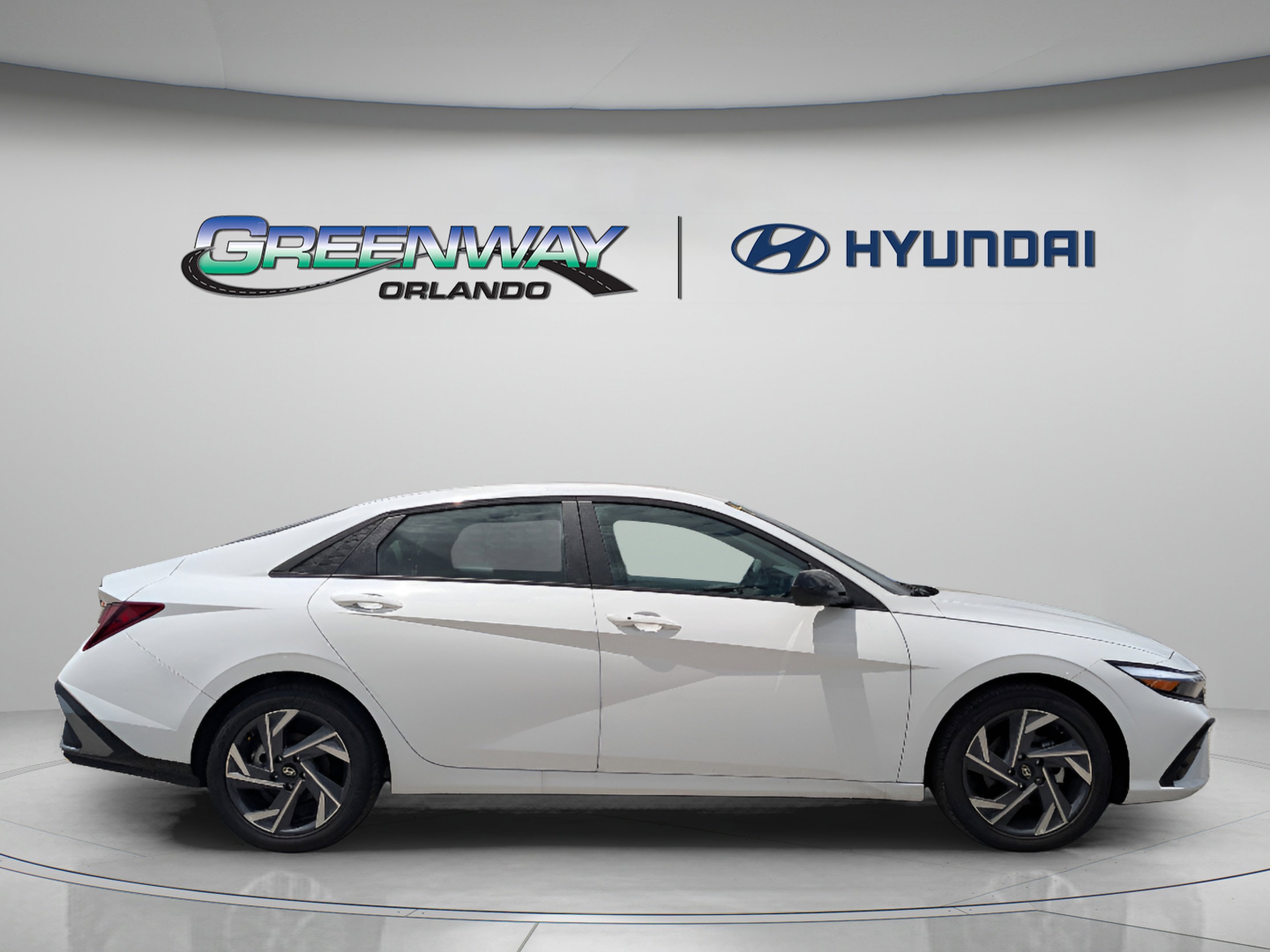 Used 2025 Serenity White Hyundai SEL Sport image 9