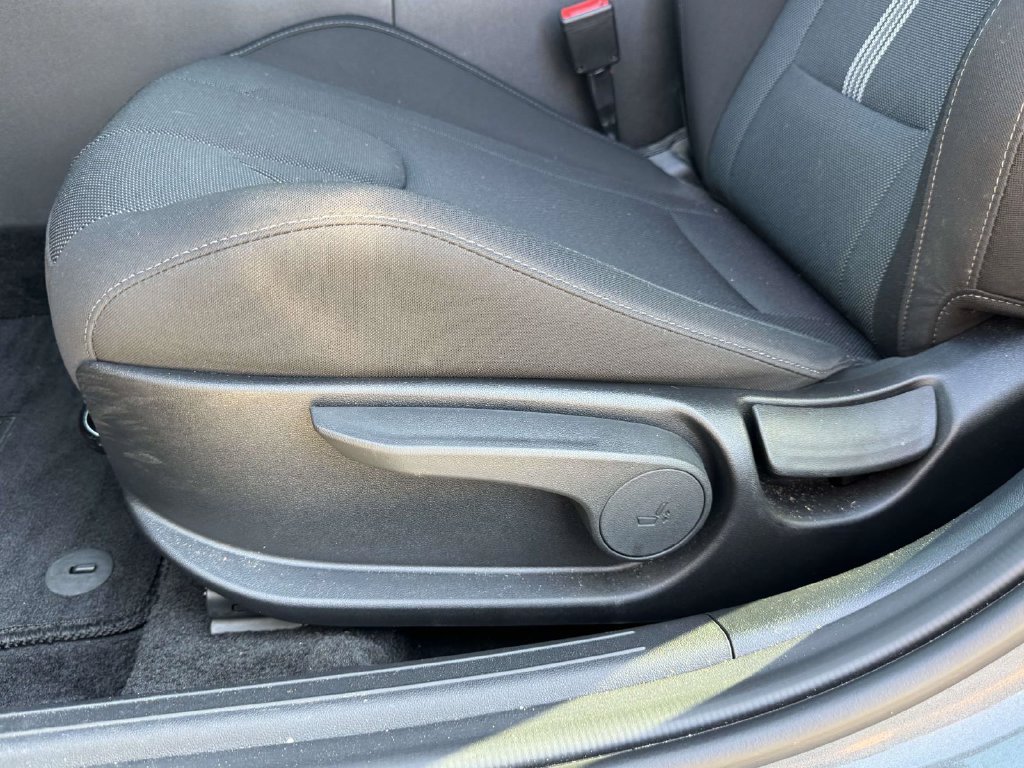Used 2025 Gray Hyundai SE image 20
