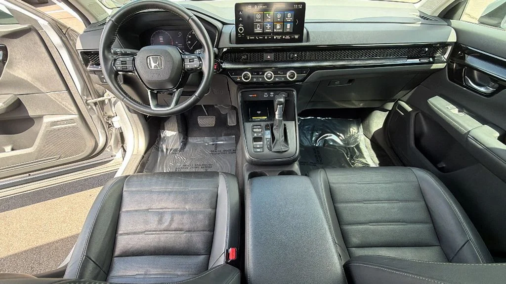 Used 2023 Silver Metallic Honda EX-L image 26