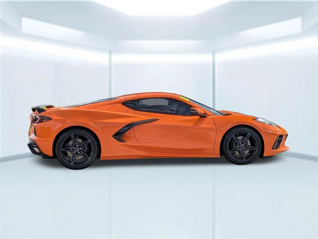 Used 2023 Amplify Orange Tintcoat Chevrolet 1LT image 7