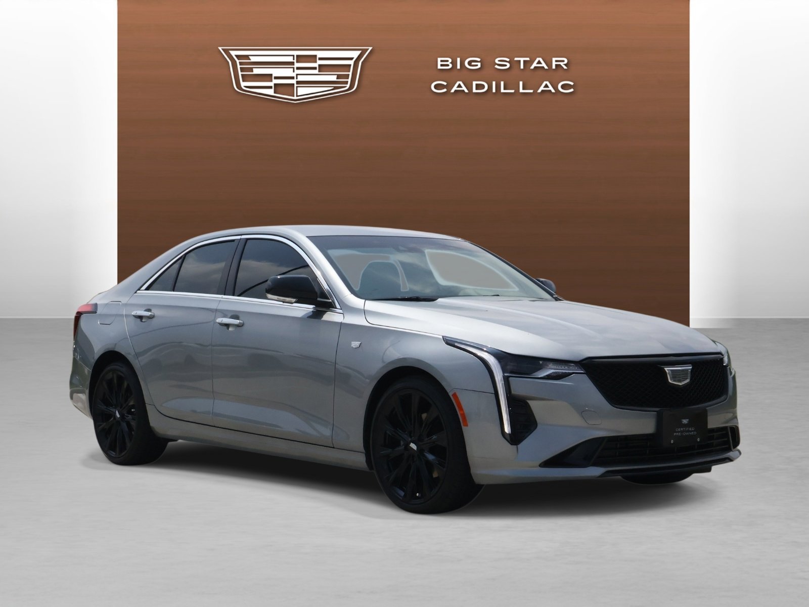 Used 2025 Argent Silver Metallic Cadillac Luxury image 6