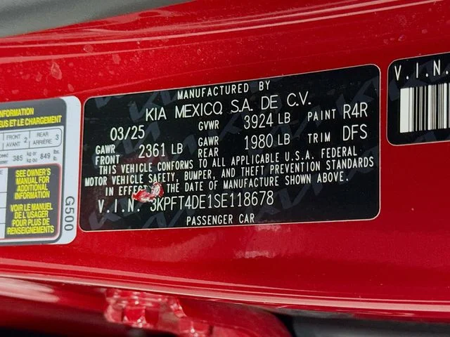 Used 2025 Red Kia LXS image 29