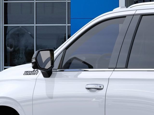 New 2026 Polar White Tricoat Chevrolet High Country image 12