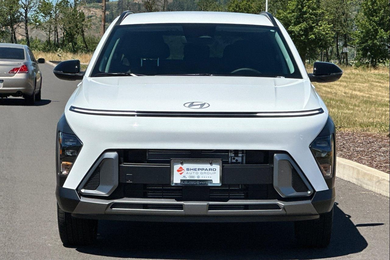 New 2026 White Hyundai SEL Premium AWD image 8