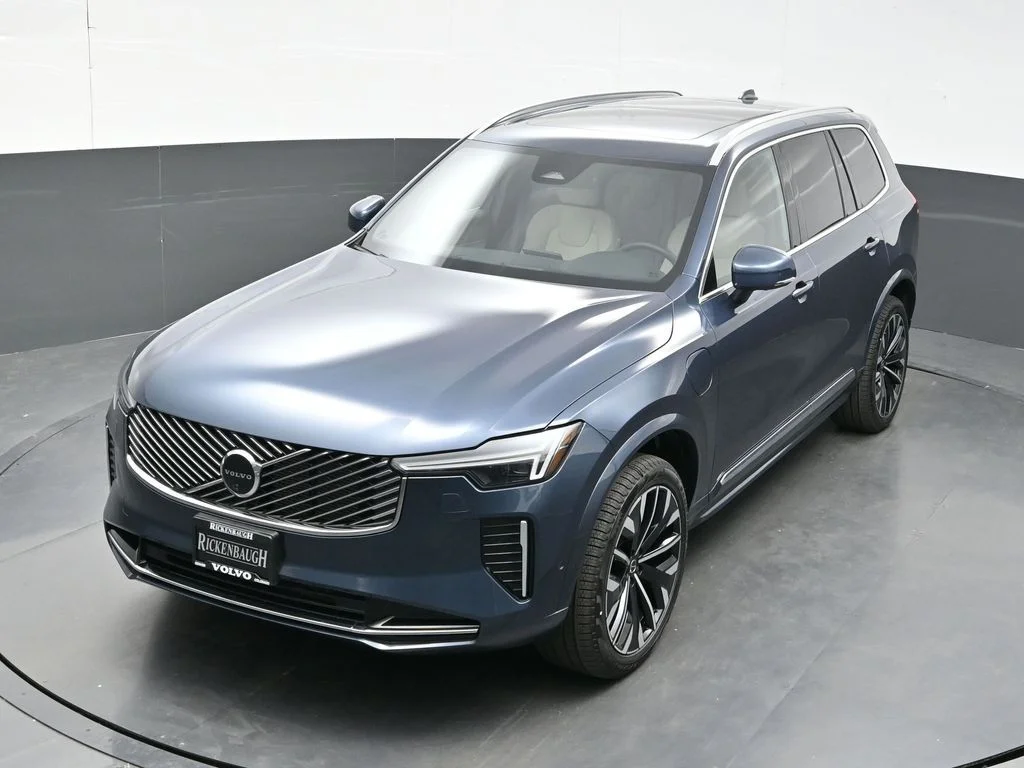 New 2026 Denim Blue Volvo T8 Plus image 33