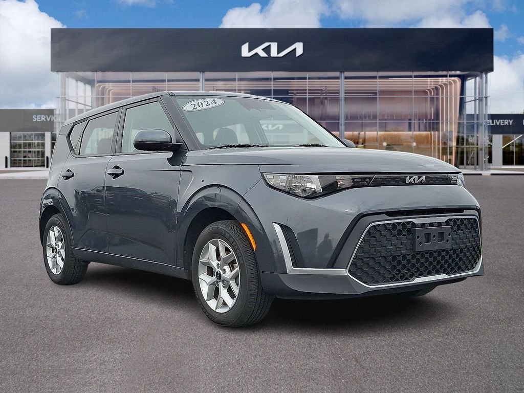 2024 Kia Soul LX