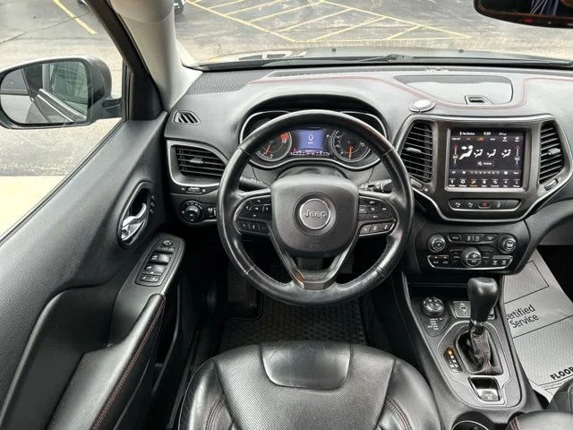 Used 2019 Gray Jeep Trailhawk image 26