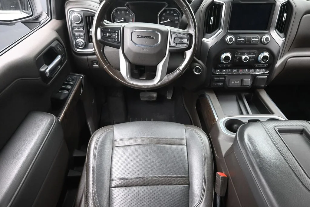 Used 2019 White GMC Denali image 14