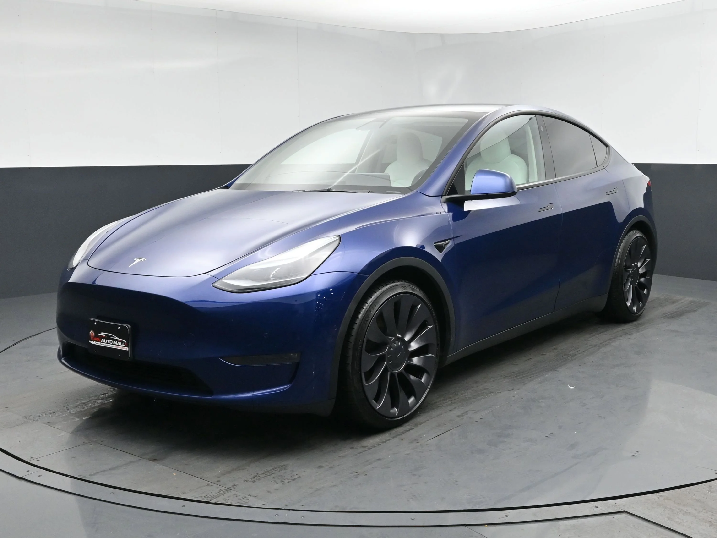 2022 Tesla Model Y Performance Dual Motor All-Wheel Drive's photo