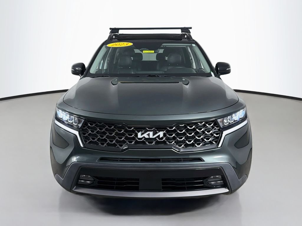 Used 2023 Aruba Green Kia X-Line EX image 2
