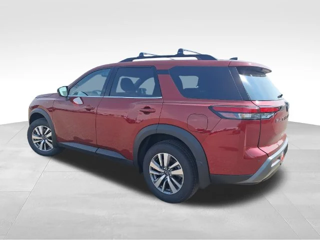 New 2026 Scarlet Ember Tintcoat Nissan SL image 5