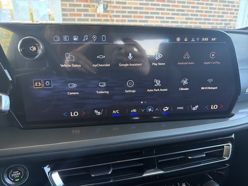 2027 Chevrolet Traverse LT - Photo 13