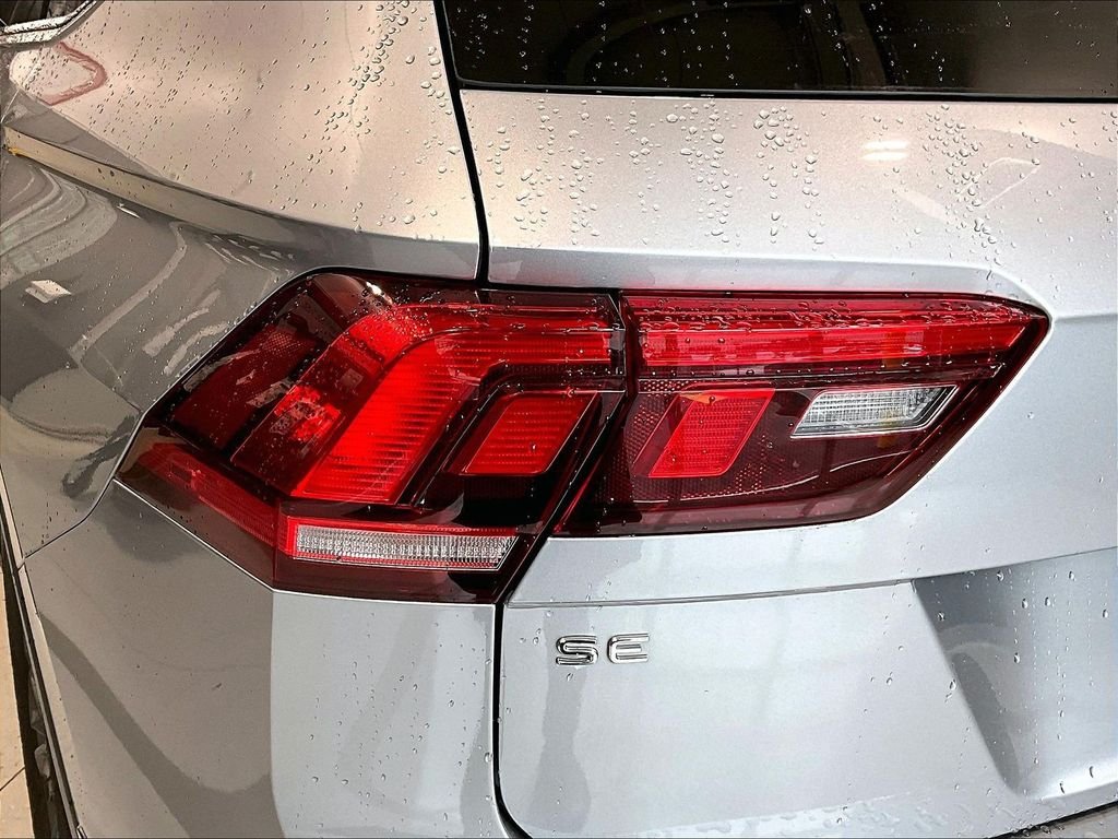 Used 2023 Silver Volkswagen 2.0T SE image 25