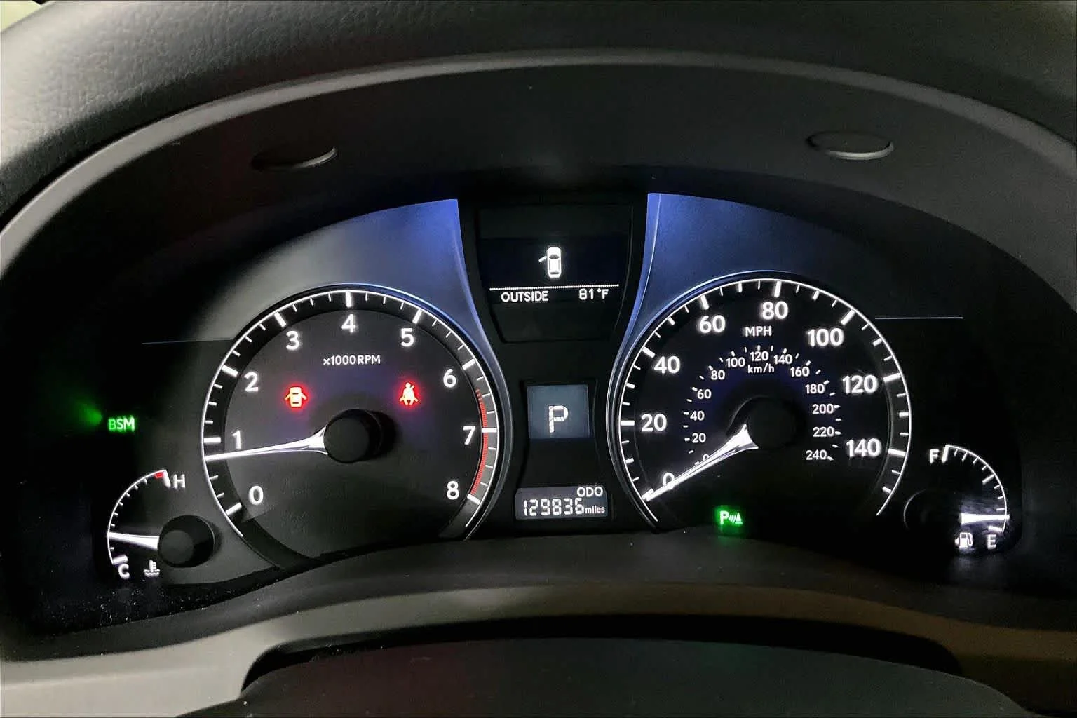 Used 2015 Silver Lining Metallic Lexus  image 26