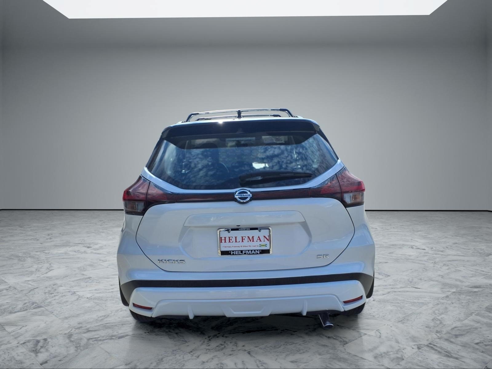 Used 2021 Aspen White/Super Black Nissan SR image 6