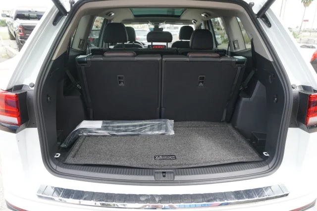 New 2024  Volkswagen 2.0T Peak Edition SEL image 8
