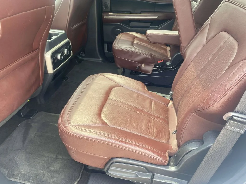 Used 2022 White Ford Limited image 11