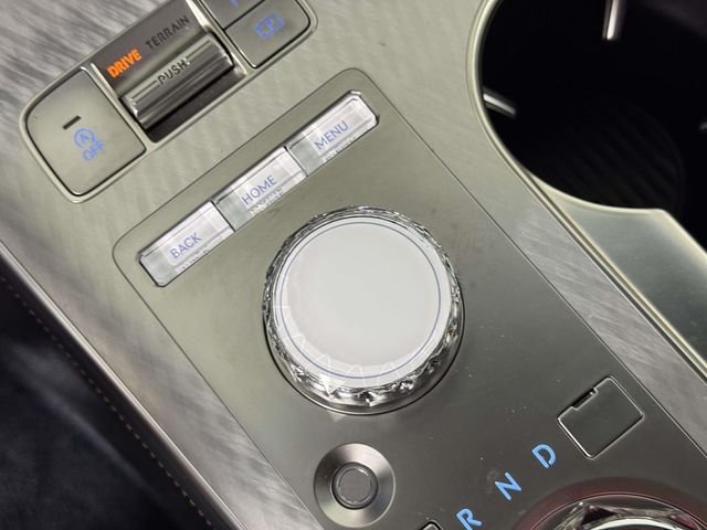 Used 2026 White Genesis 2.5T Sport Prestige image 32