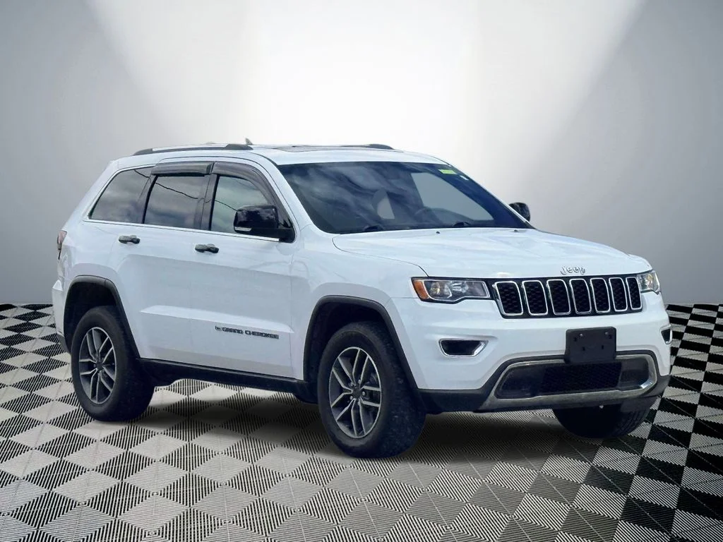 Used 2022 White Jeep Limited image 4