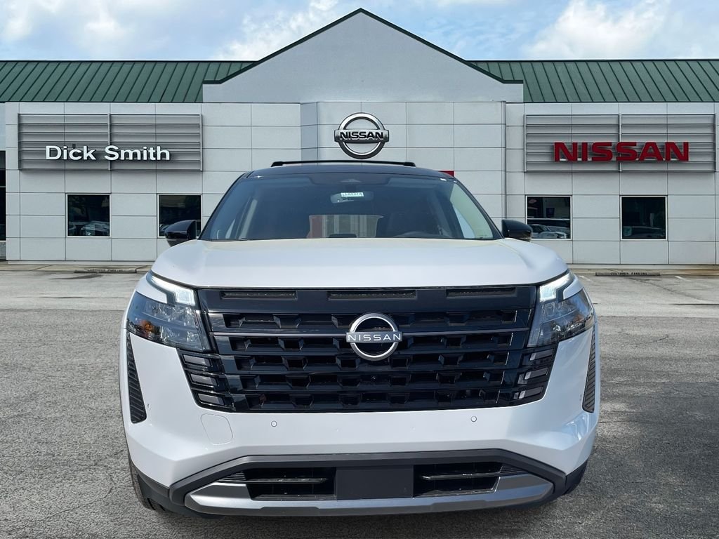New 2026 White Nissan Platinum image 2