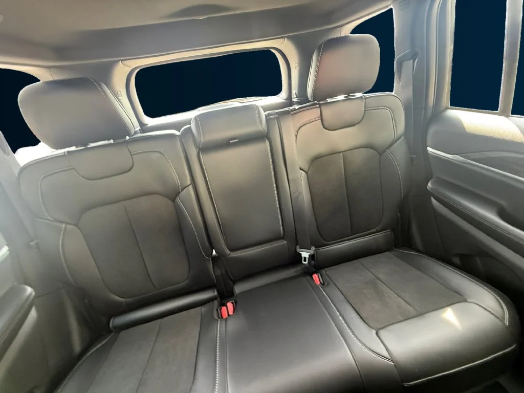 New 2027 Gray Jeep Laredo Altitude image 18
