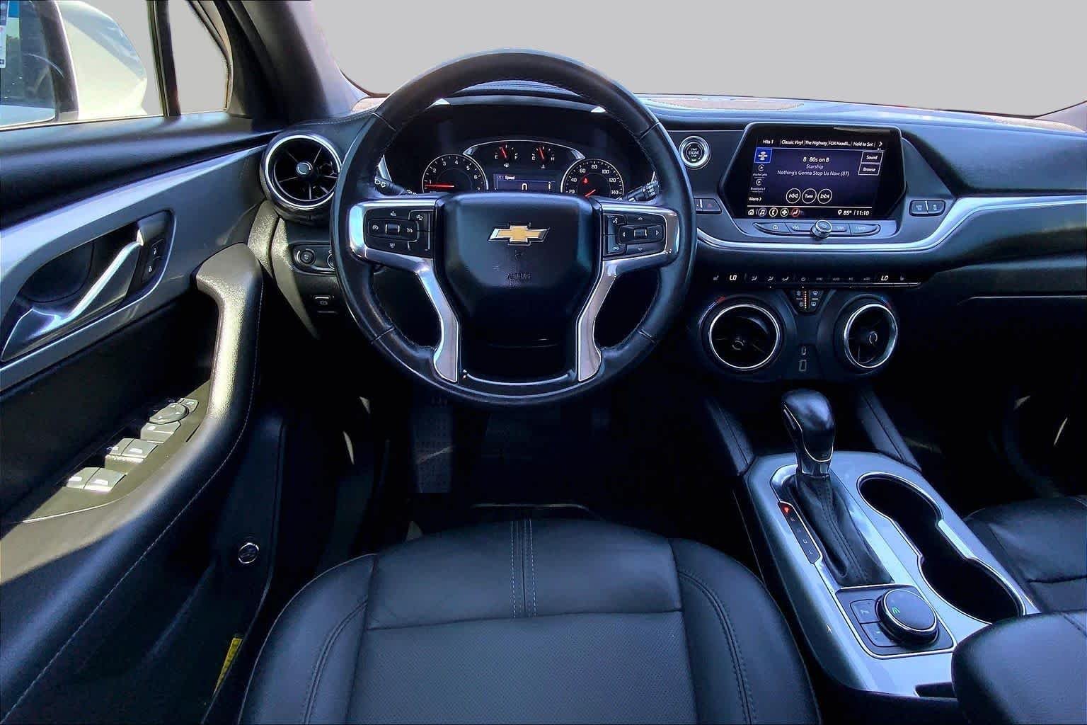 Used 2022 Summit White Chevrolet LT image 6