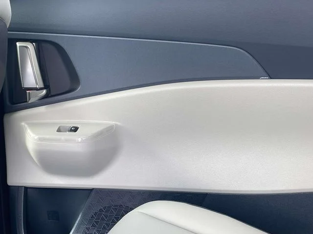 New 2026 Gray Kia EX image 24