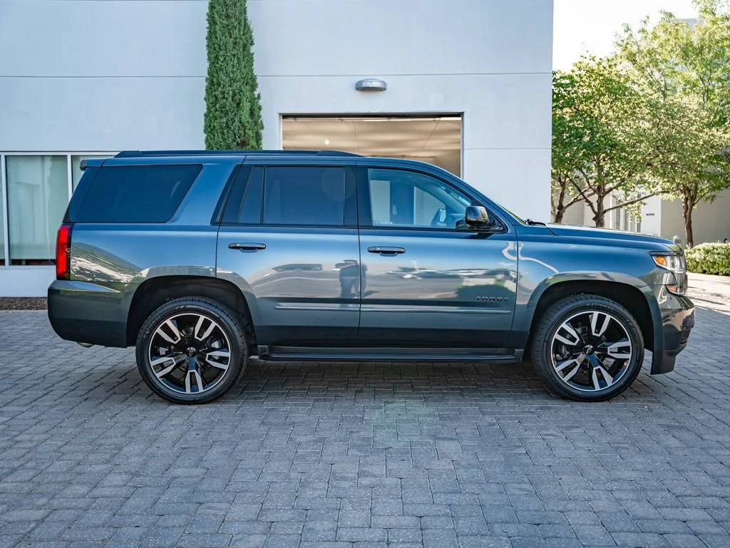 Used 2019 Shadow Gray Metallic Chevrolet Premier image 4