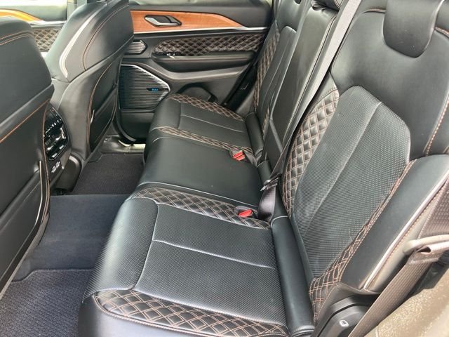 Used 2023 Diamond Black Jeep Summit Reserve 4xe image 12