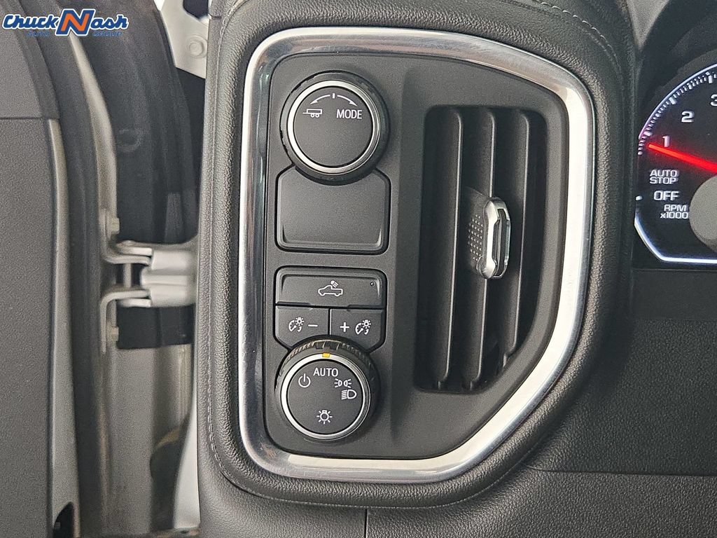 Used 2021 SILVER ICE METALLIC Chevrolet LT image 23