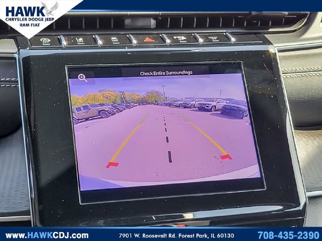 Used 2025 White Jeep Laredo image 18