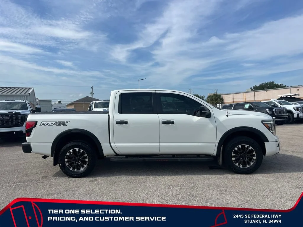 Used 2021 White Nissan Crew Cab PRO-4X 4x4 image 8