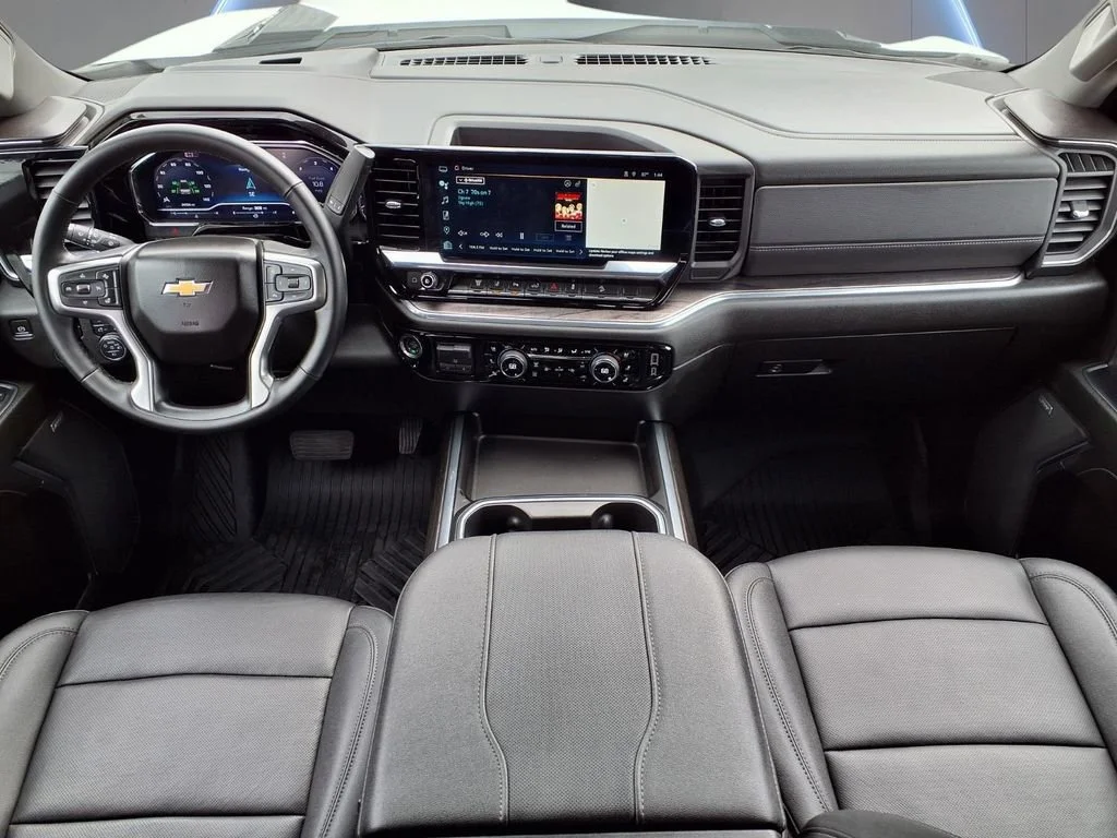 2024 Chevrolet Silverado 2500HD LTZ - Photo 11