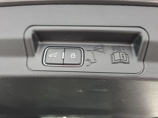 Certified Used 2023 Carbonized Gray Metallic Ford XLT image 33