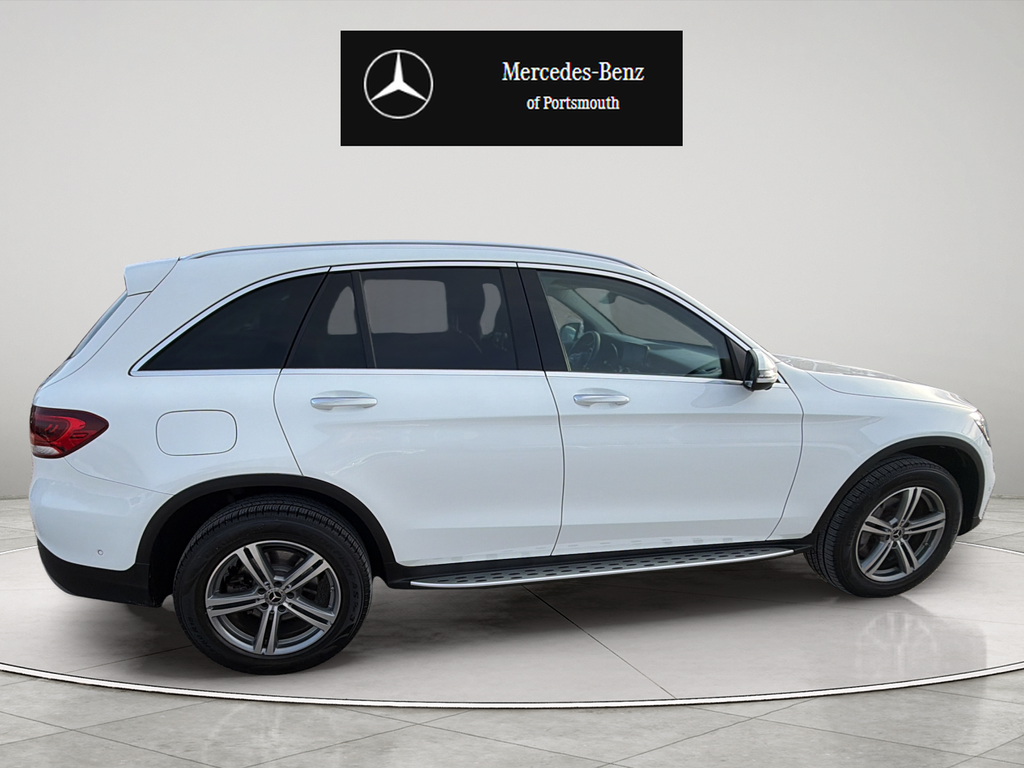 Used 2022 White Mercedes-Benz GLC 300 image 6