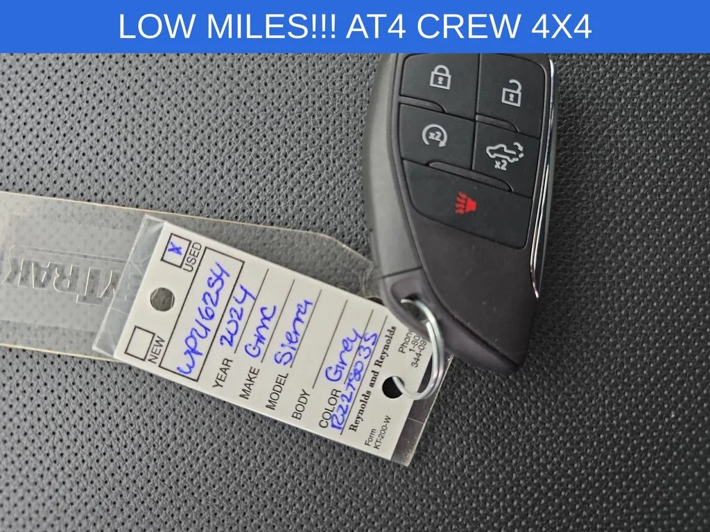 Used 2024  GMC AT4 image 37
