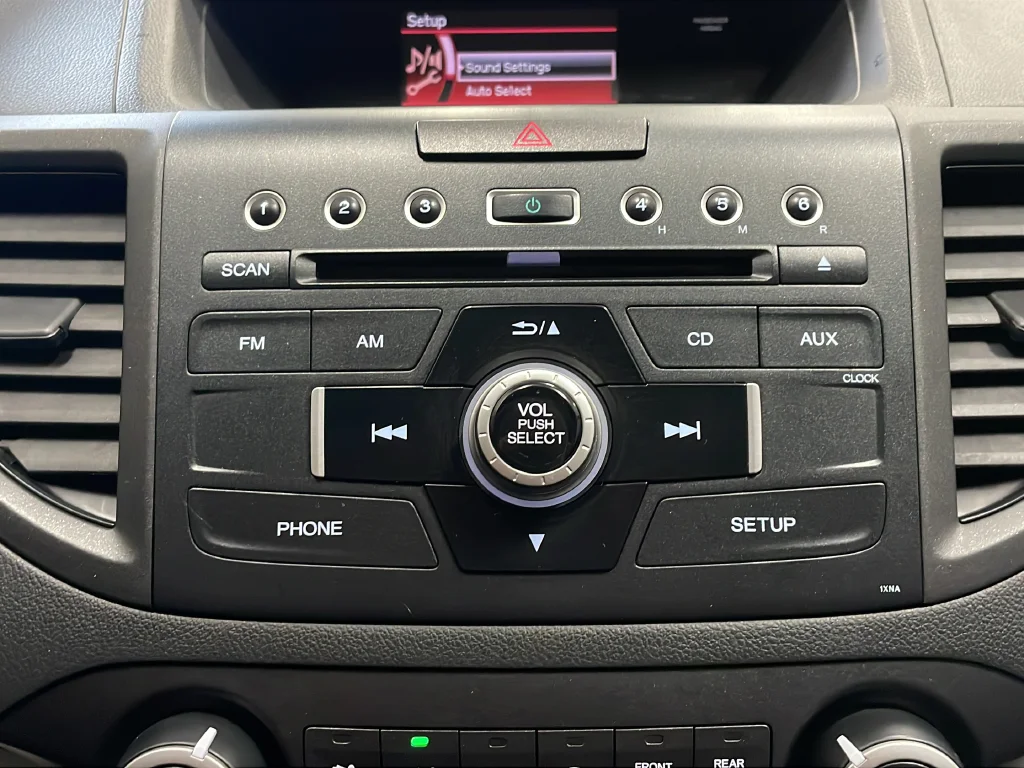 Used 2013 Gray Honda LX image 15