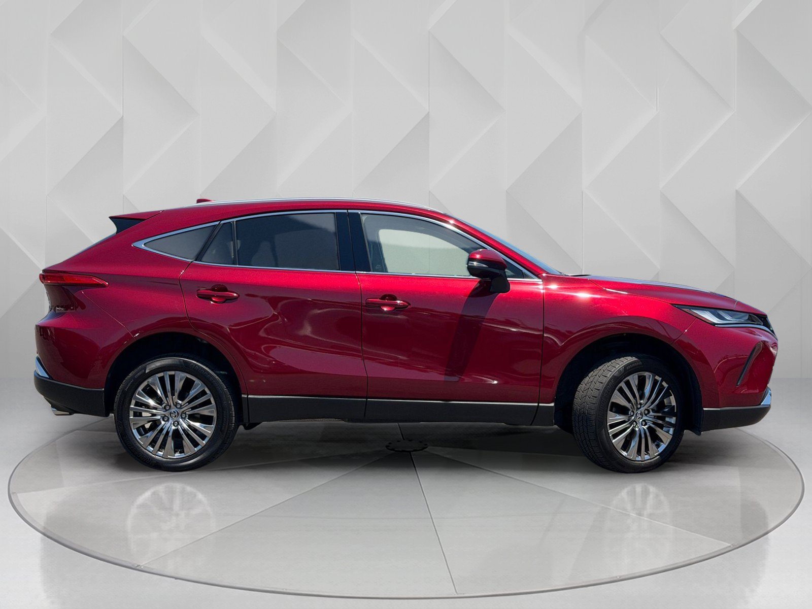 Certified Used 2024 Ruby Flare Pearl Toyota XLE image 7