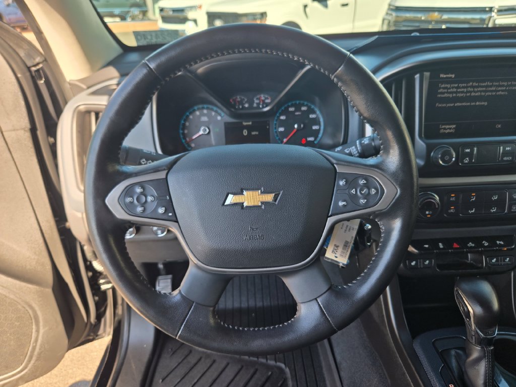 Used 2022 Black Chevrolet Z71 image 20