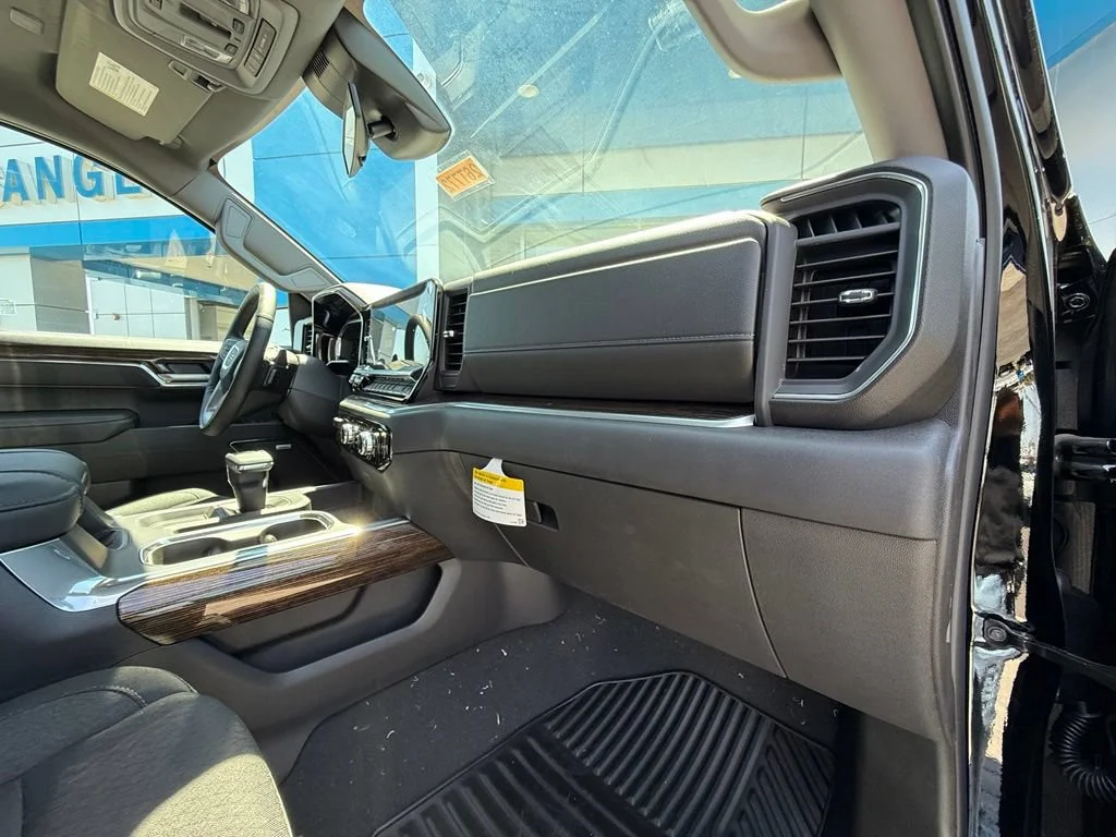 New 2026 Onyx Black GMC Elevation image 15