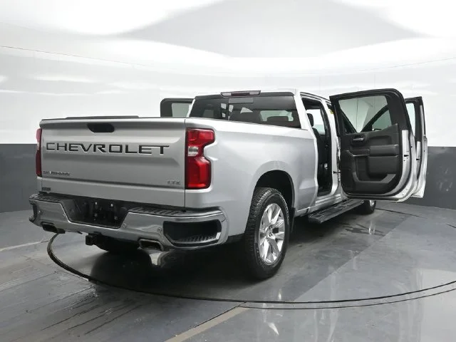 Used 2021 Silver Chevrolet LTZ image 29
