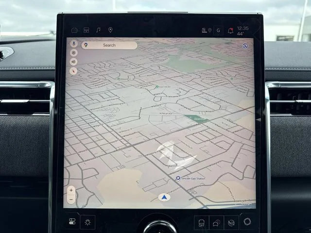 New 2026 White GMC Elevation image 22