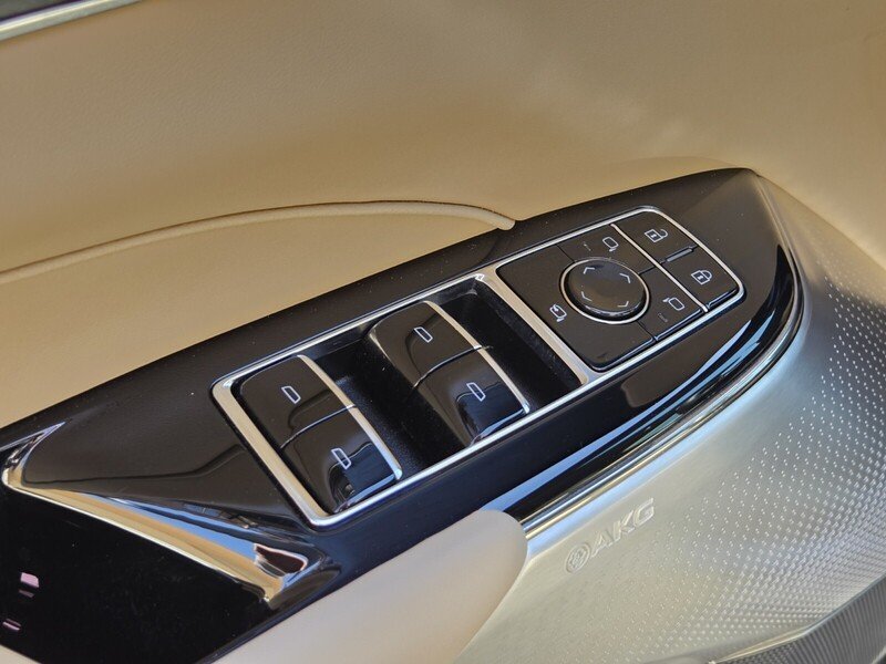 Used 2024 Black Cadillac Sport image 21