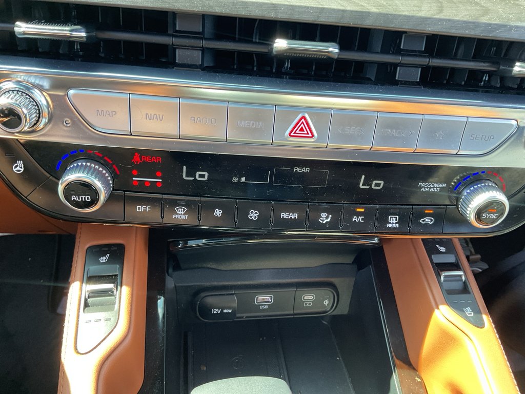 Used 2025 Wolf Gray Kia SX-Prestige X-Line image 27