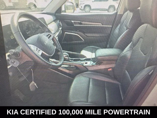 Used 2024 White Kia LX image 6