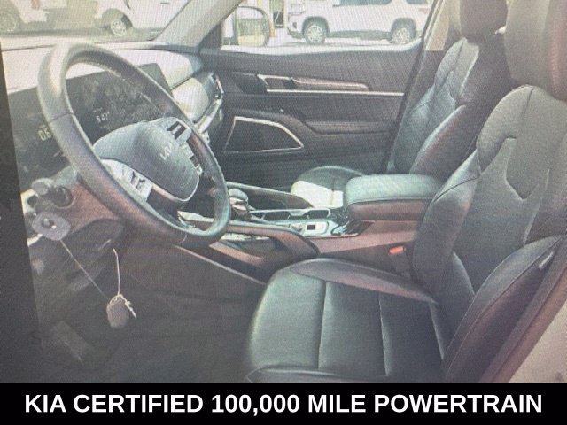Used 2024 White Kia LX image 6