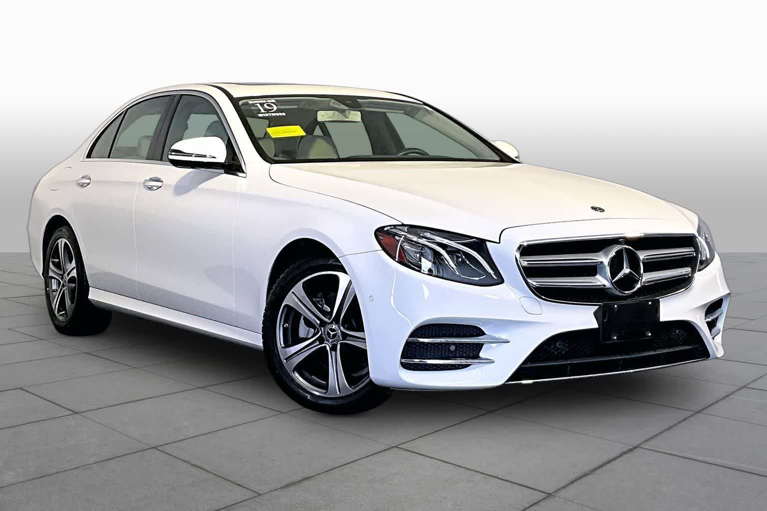 Used 2019 Polar White Mercedes-Benz E 300 image 2